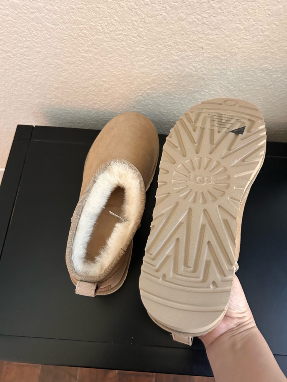 New Ugg Ultra Mini Boots Sand - Picture 4 of 5